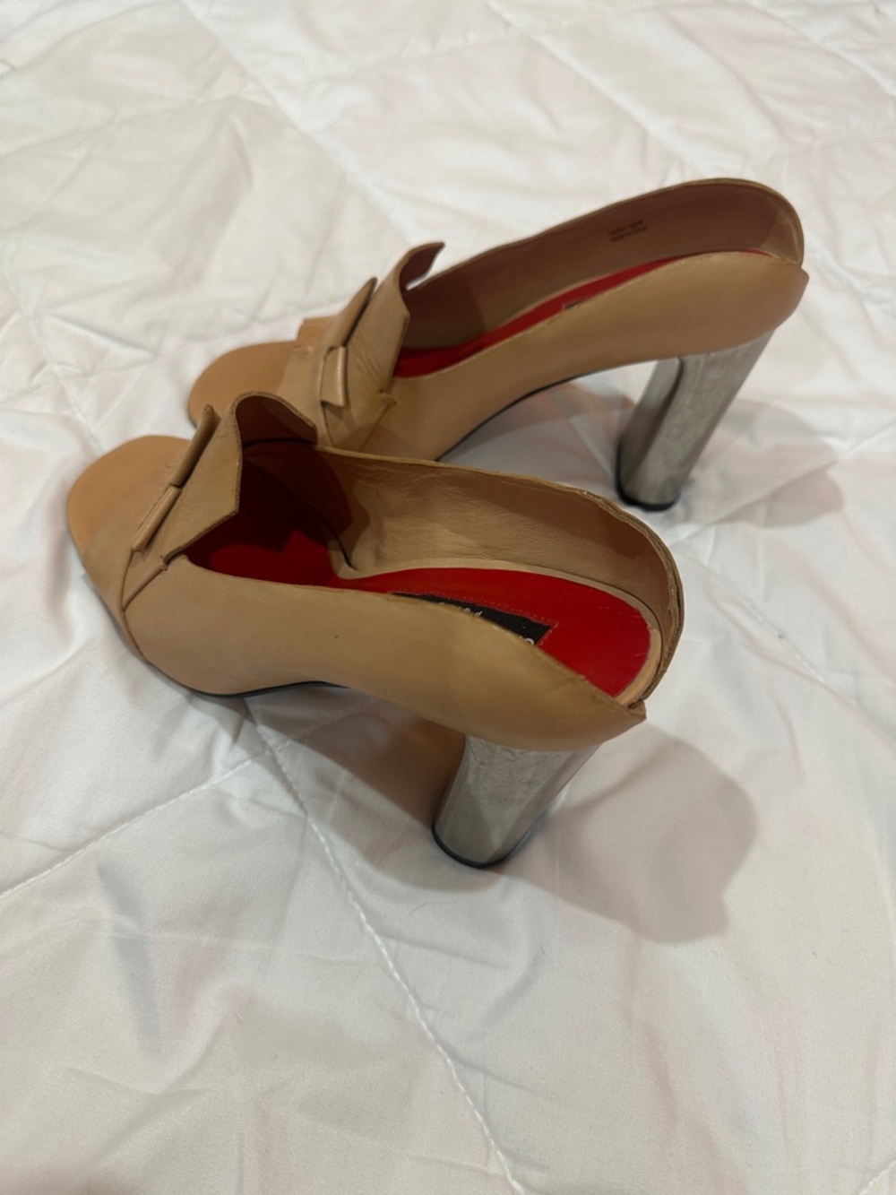 NWOT Charles Jourdan Tan Leather Open-Toe Bow Block Heel Mules size 7M - Picture 8 of 9